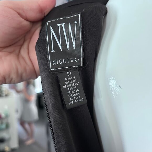 Dress Halter - Picture 5 of 5